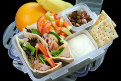 healthy-kids-lunch-box-14222439.9503761622.jpg